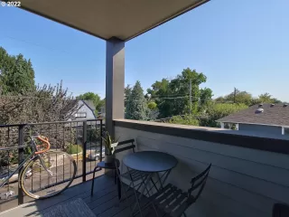 Photo #5: 22397675 Listing