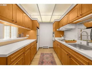 Photo #3: 22398528 Listing