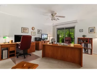 Photo #4: 22398838 Listing