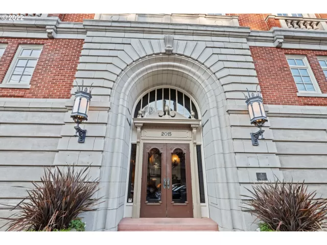 MLS: 22399289 Condo For Sale