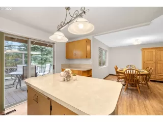 Photo #4: 22399319 Listing 