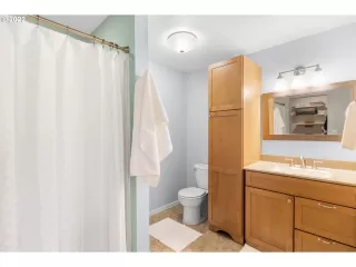 Photo #5: 22399319 Listing 