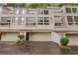 Photo #2: 22399346 Listing