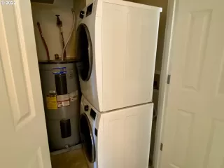 Photo #1: 22399711 Listing