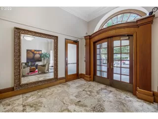 Photo #2: 22399804 Listing