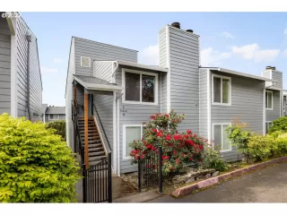 Photo #1: 22400289 Listing