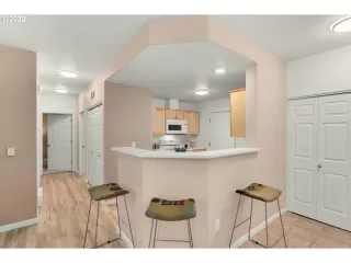 Photo #1: 22401952 Listing