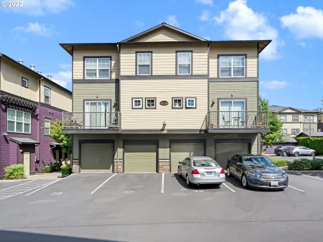 MLS: 22403632 Condo For Sale