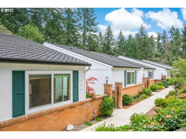 MLS: 22404250 Condo For Sale