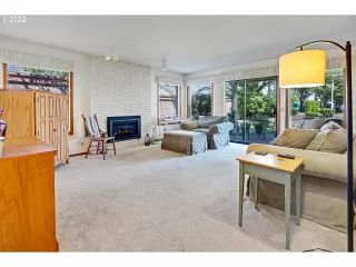 Photo #2: 22404471 Listing