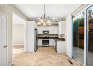 Photo #2: 22405151 Listing 