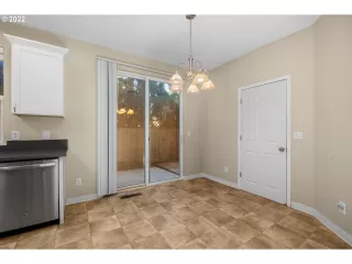 Photo #6: 22405151 Listing 