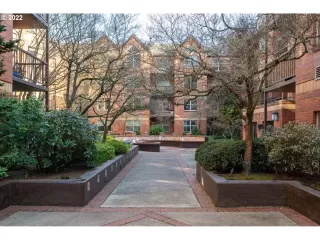 Photo #2: 22406099 Listing 