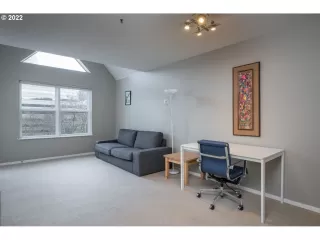 Photo #4: 22406099 Listing 