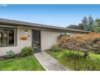 Photo #3: 22406205 Listing