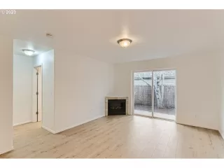 Photo #1: 22406834 Listing 