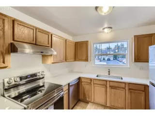 Photo #4: 22406834 Listing 