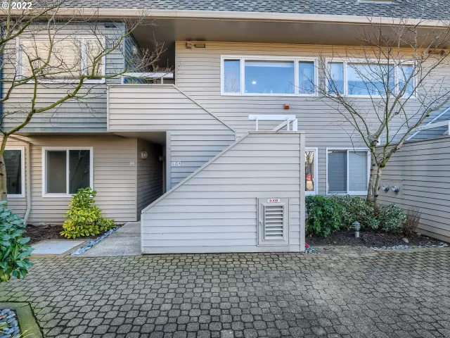 MLS: 22406876 Condo For Sale