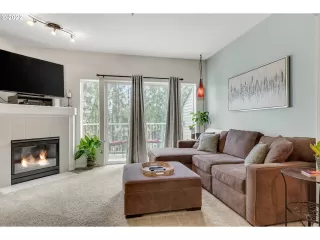 Photo #4: 22407555 Listing 