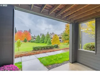 Photo #2: 22411308 Listing