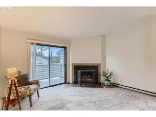 Photo #3: 22412229 Listing 