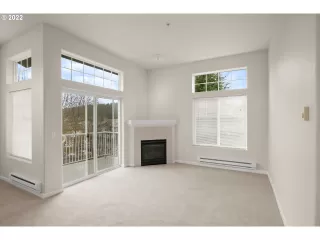 Photo #5: 22412259 Listing 