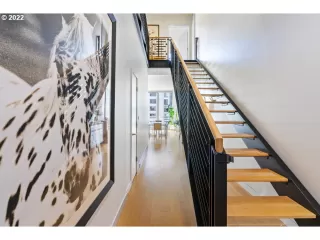 Photo #6: 22412355 Listing 