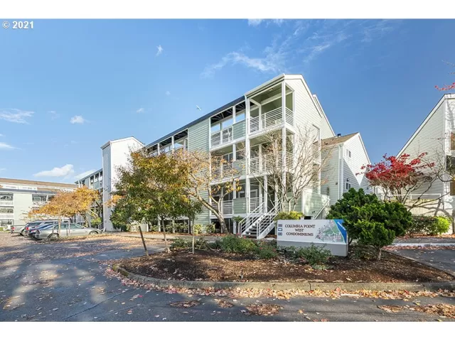 MLS: 22412693 Condo For Sale