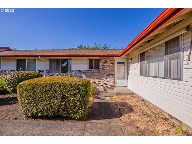 MLS: 22413893 Condo For Sale