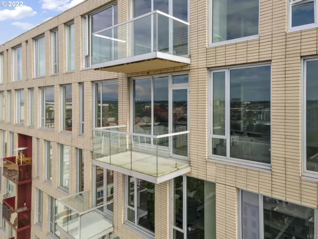 MLS: 22414244 Condo For Sale