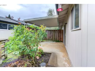 Photo #5: 22414395 Listing 