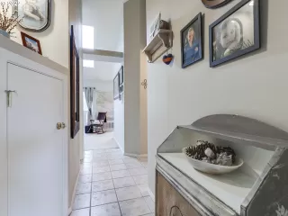 Photo #5: 22415180 Listing 