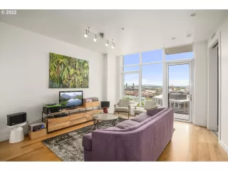 Photo #1: 22415229 Listing 