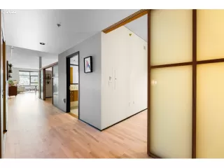 Photo #1: 22416244 Listing