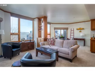 Photo #2: 22416517 Listing 