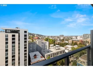 Photo #4: 22416833 Listing 