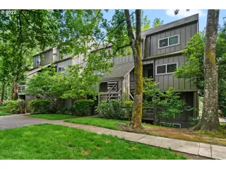 Photo #2: 22417651 Listing