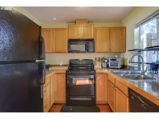 Photo #2: 22417904 Listing