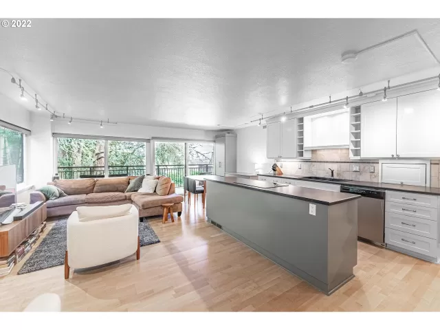 MLS: 22418689 Condo For Sale