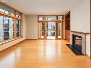Photo #4: 22418871 Listing