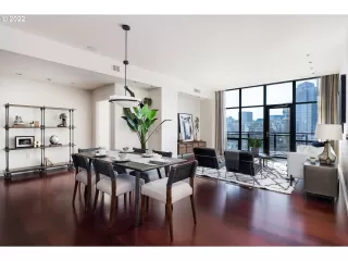 Photo #4: 22419394 Listing 