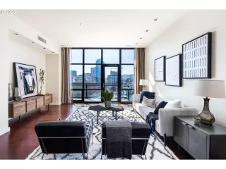 Photo #5: 22419394 Listing 