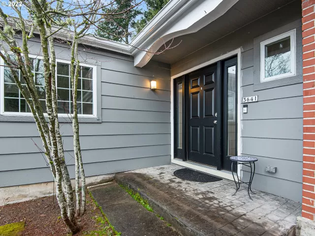 MLS: 22419982 Condo For Sale