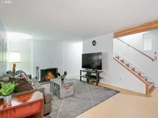 Photo #1: 22419982 Listing