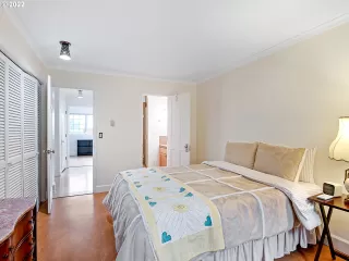 Photo #2: 22419982 Listing