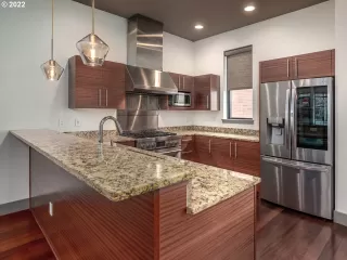 Photo #5: 22420231 Listing 