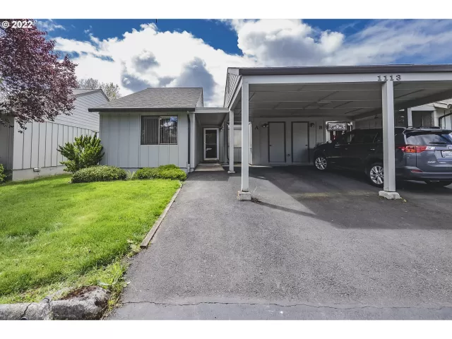 MLS: 22420886 Condo For Sale