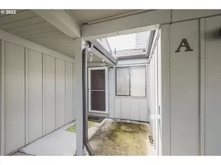 Photo #3: 22420886 Listing