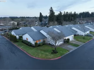 Photo #2: 22422024 Listing