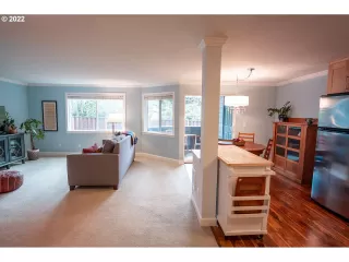 Photo #3: 22422140 Listing